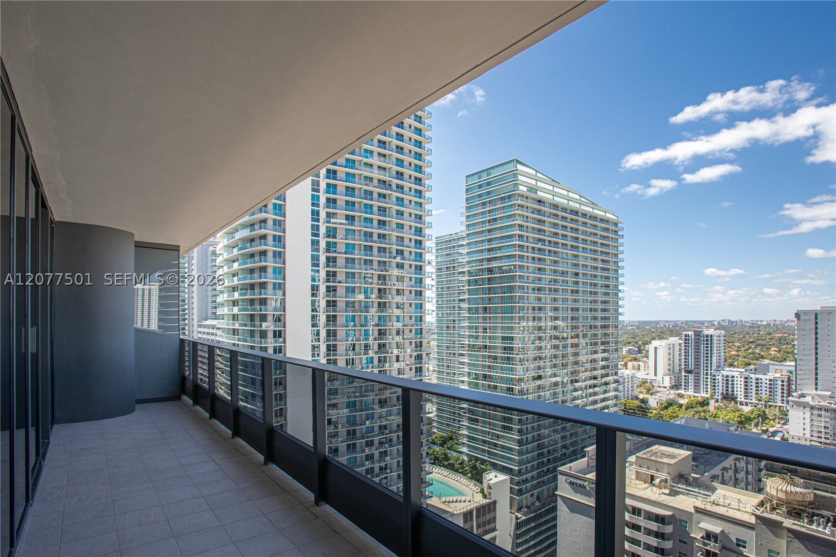 1000 Brickell Plz 2610 Property Photo 1