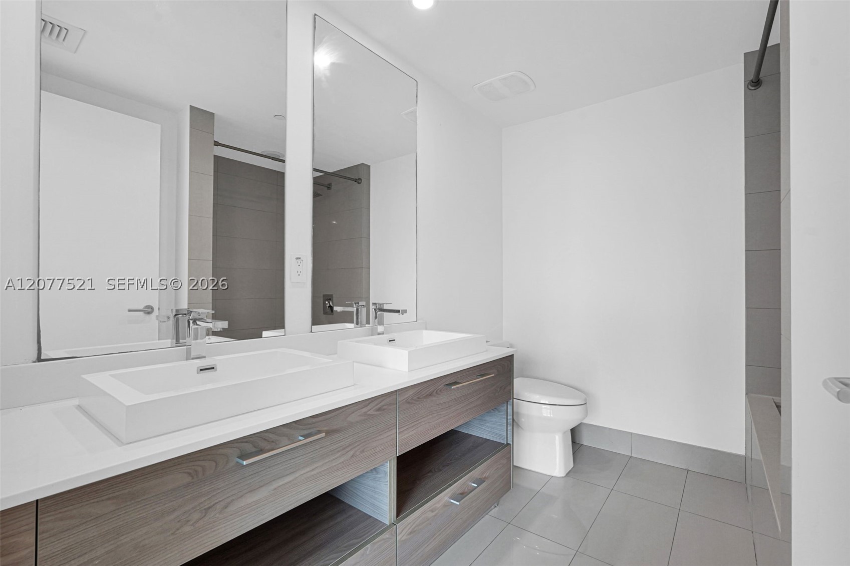 1300 S Miami Ave 2811 Property Photo 18