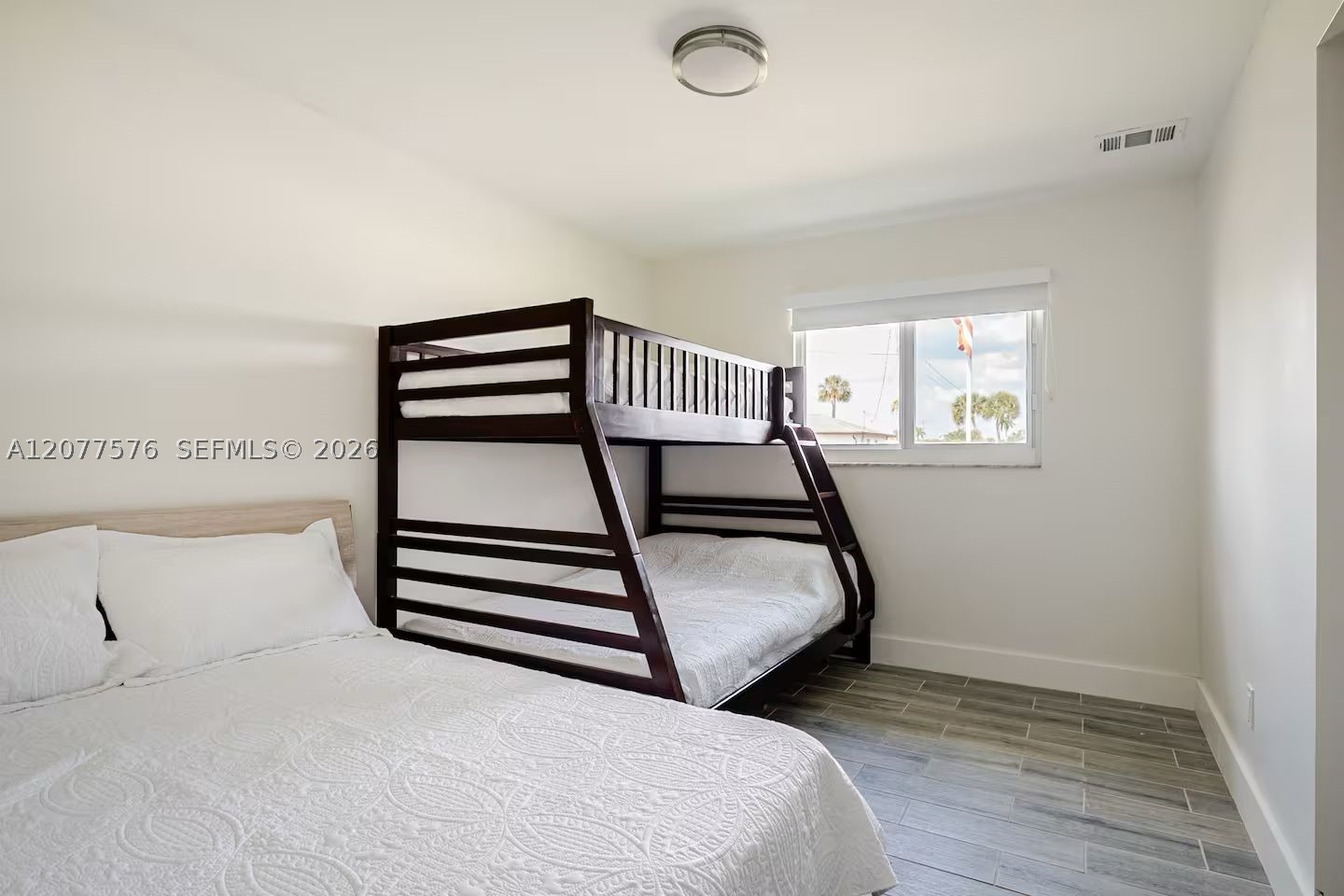 13319 Marquette Blvd Property Photo 8