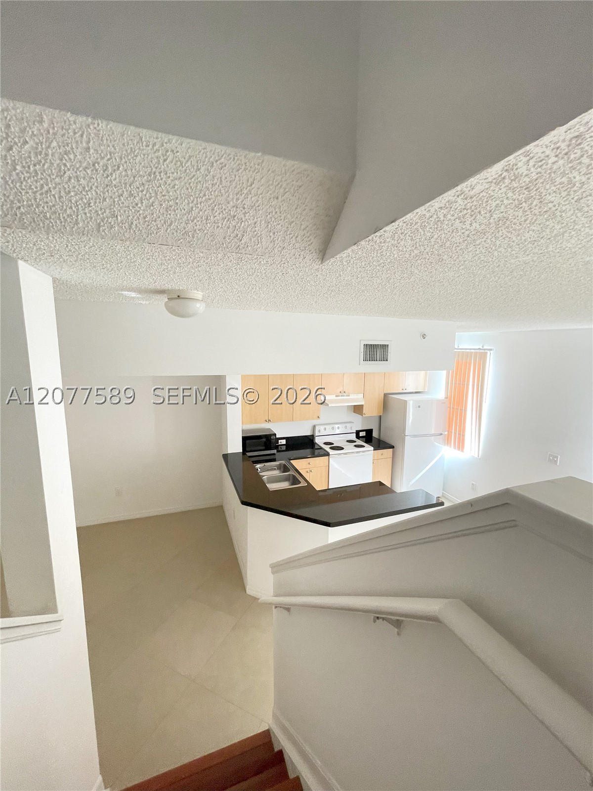 2831 Ne 185th St 603 Property Photo 10