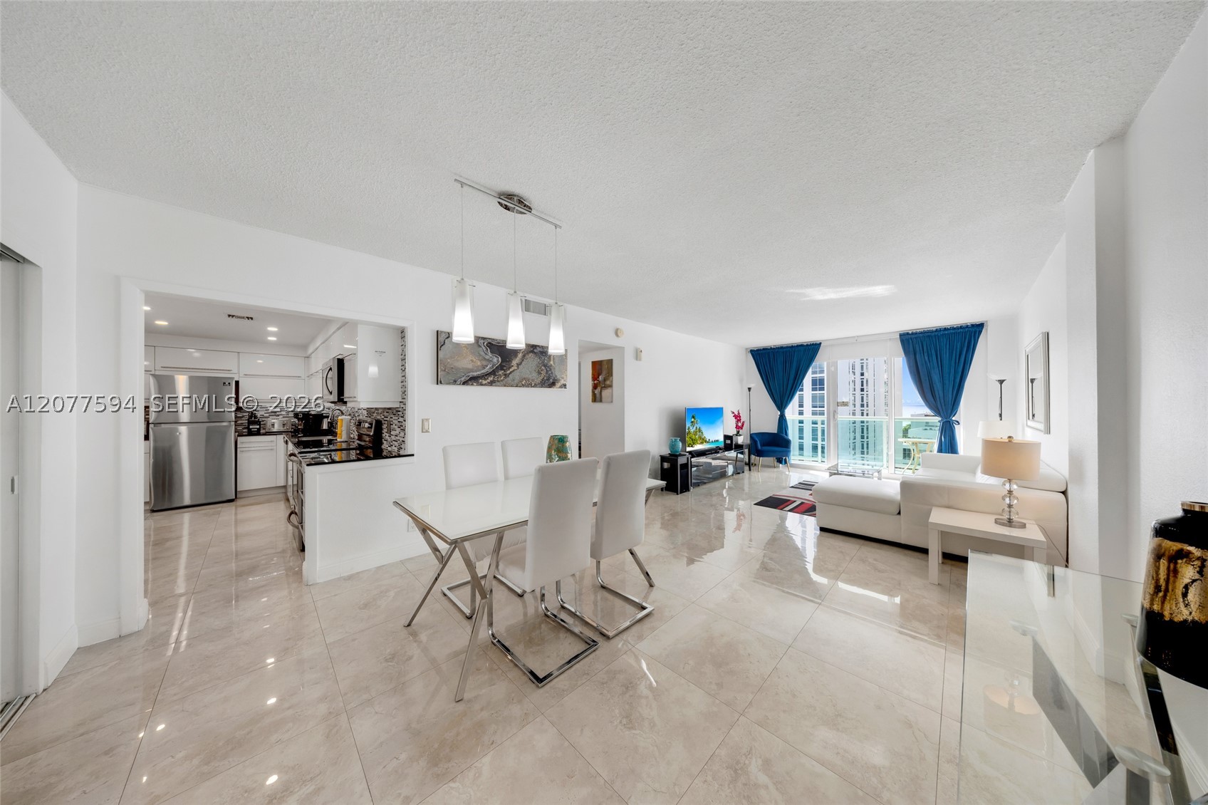 3901 S Ocean Dr 9j Property Photo 3