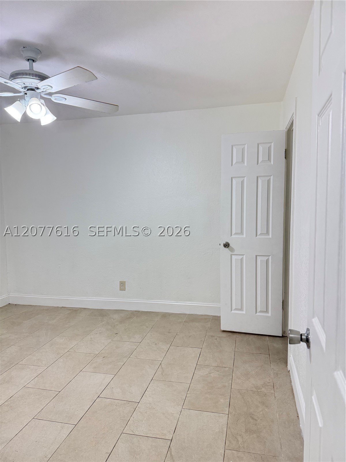 183 Silver Beach Rd Property Photo 2