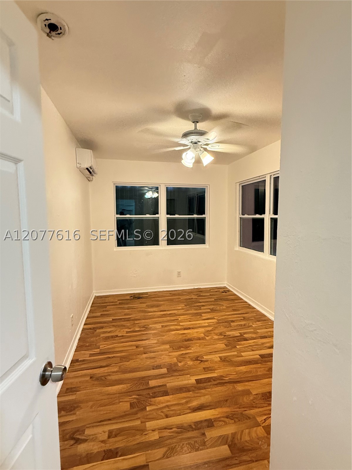 183 Silver Beach Rd Property Photo 6