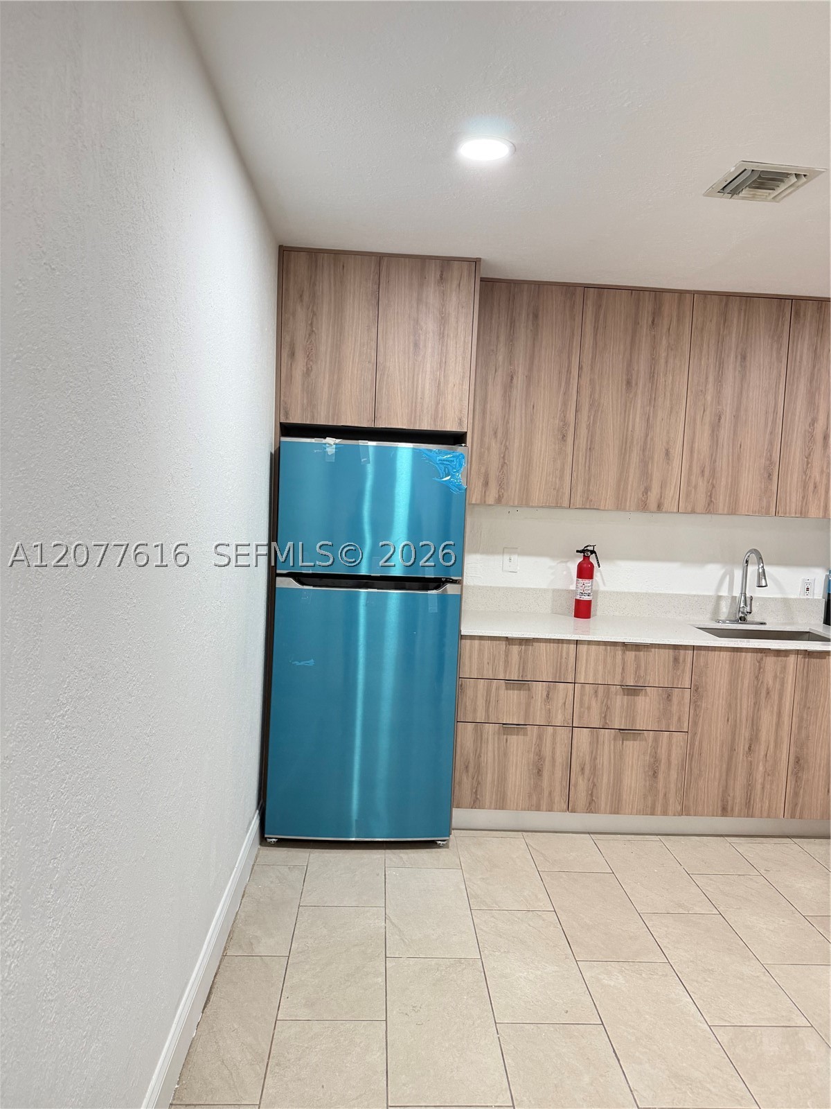 183 Silver Beach Rd Property Photo 9