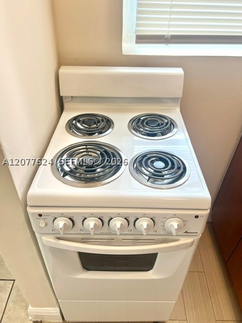 698 Ne 85th St 3 Property Photo 3