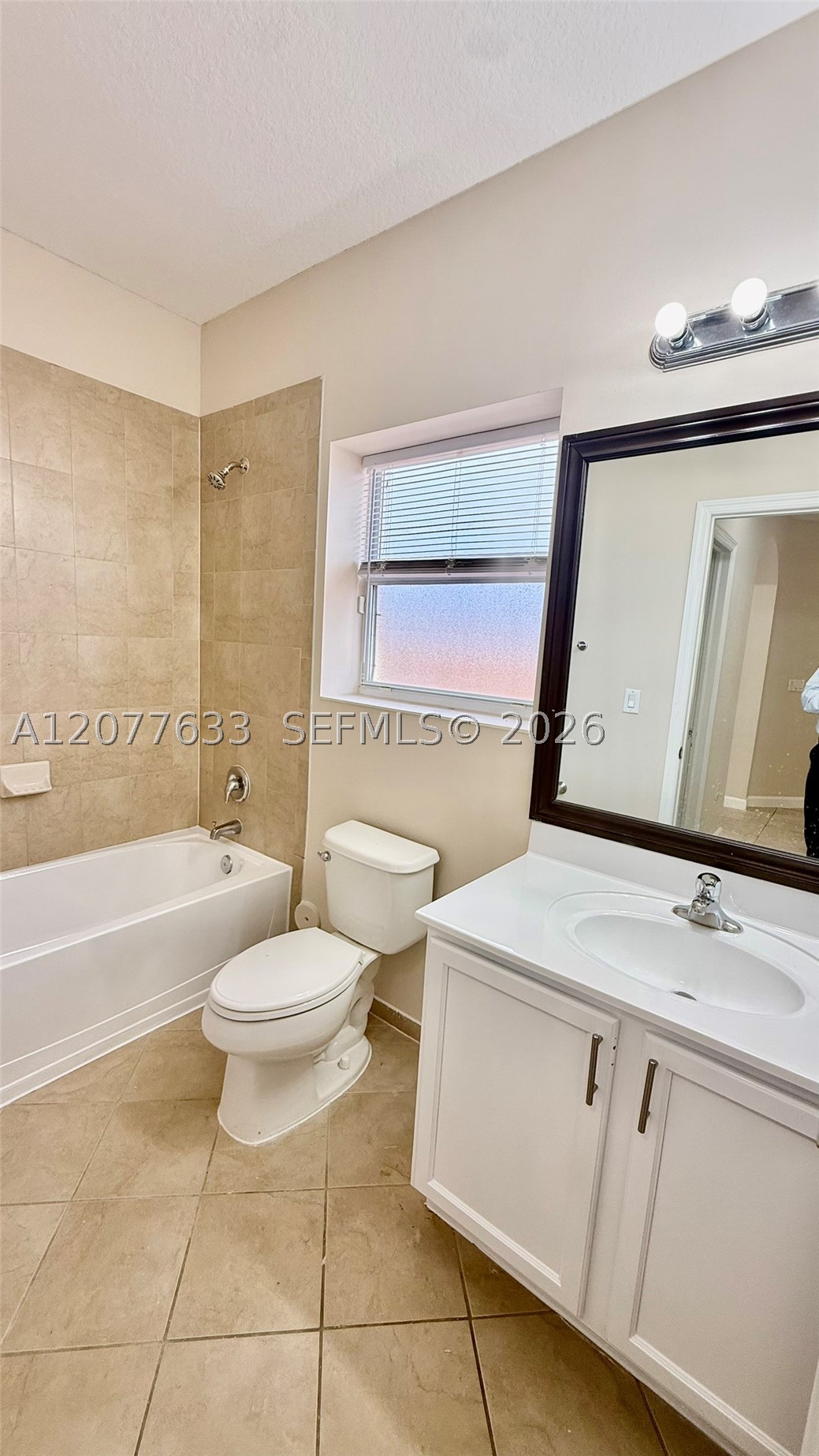 2364 Ne 4th St 2364 Property Photo 11
