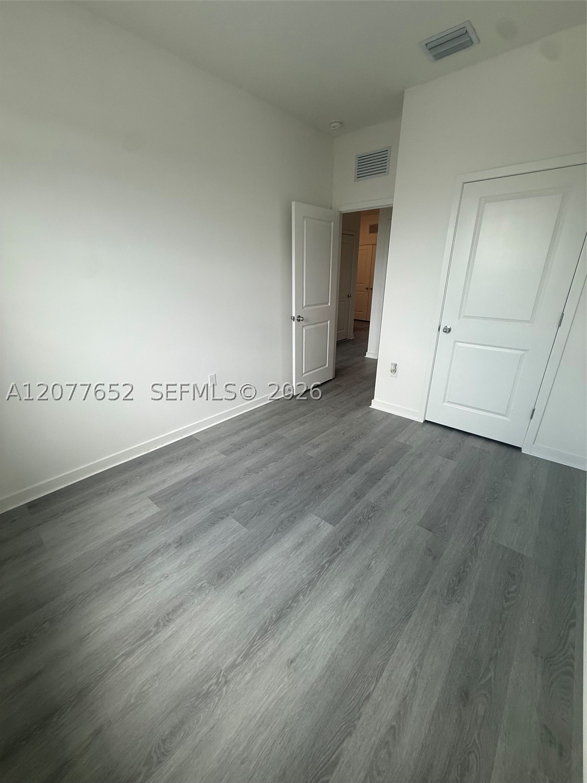 813 Sw 11th Ter 0 Property Photo 13