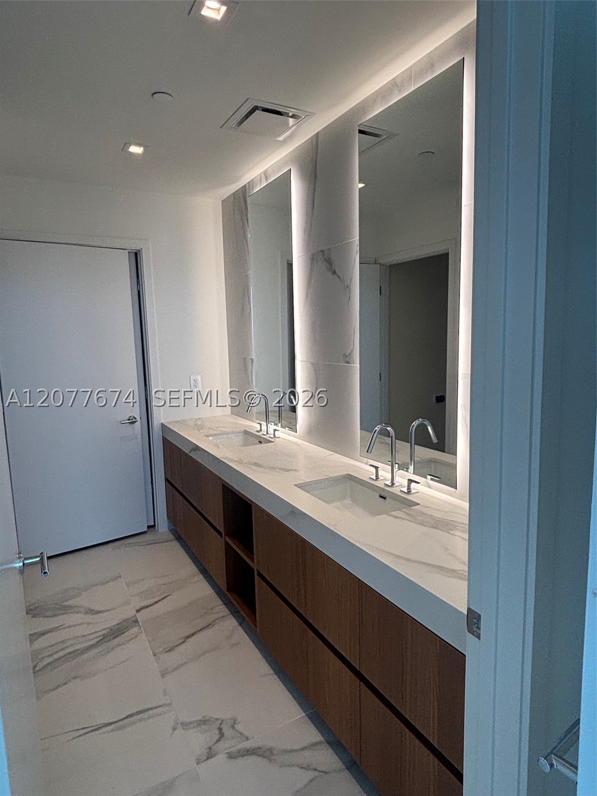 1400 Biscayne Blvd 2106 Property Photo 14