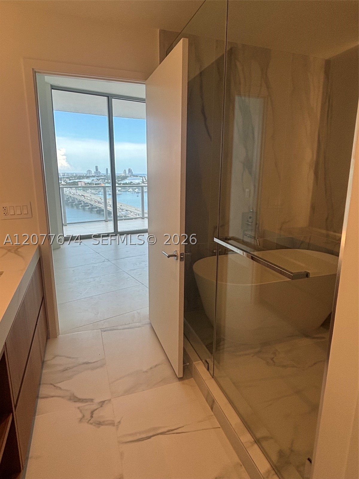 1400 Biscayne Blvd 2106 Property Photo 15