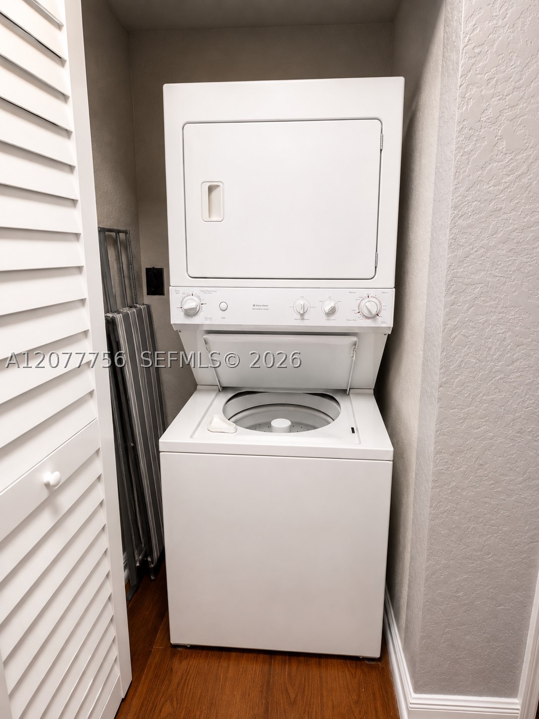 77 E 4th St A104 Property Photo 18