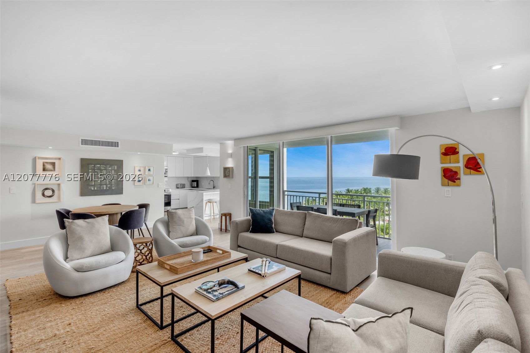 607 Ocean Dr 10k Property Photo 3