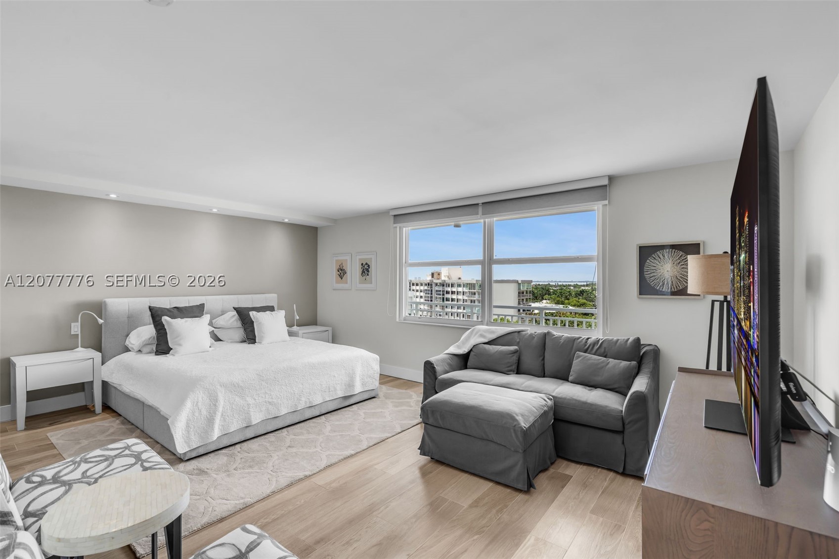 607 Ocean Dr 10k Property Photo 13
