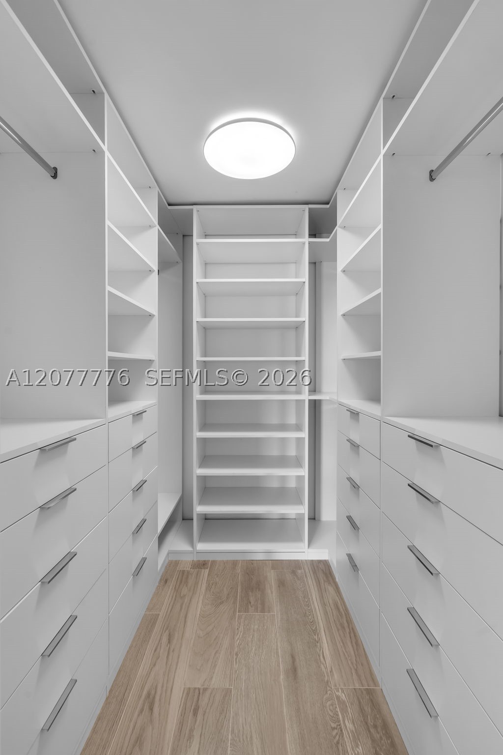 607 Ocean Dr 10k Property Photo 19