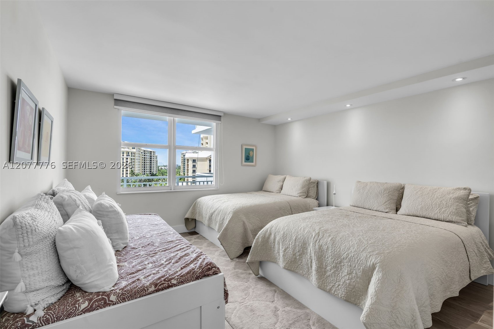 607 Ocean Dr 10k Property Photo 20