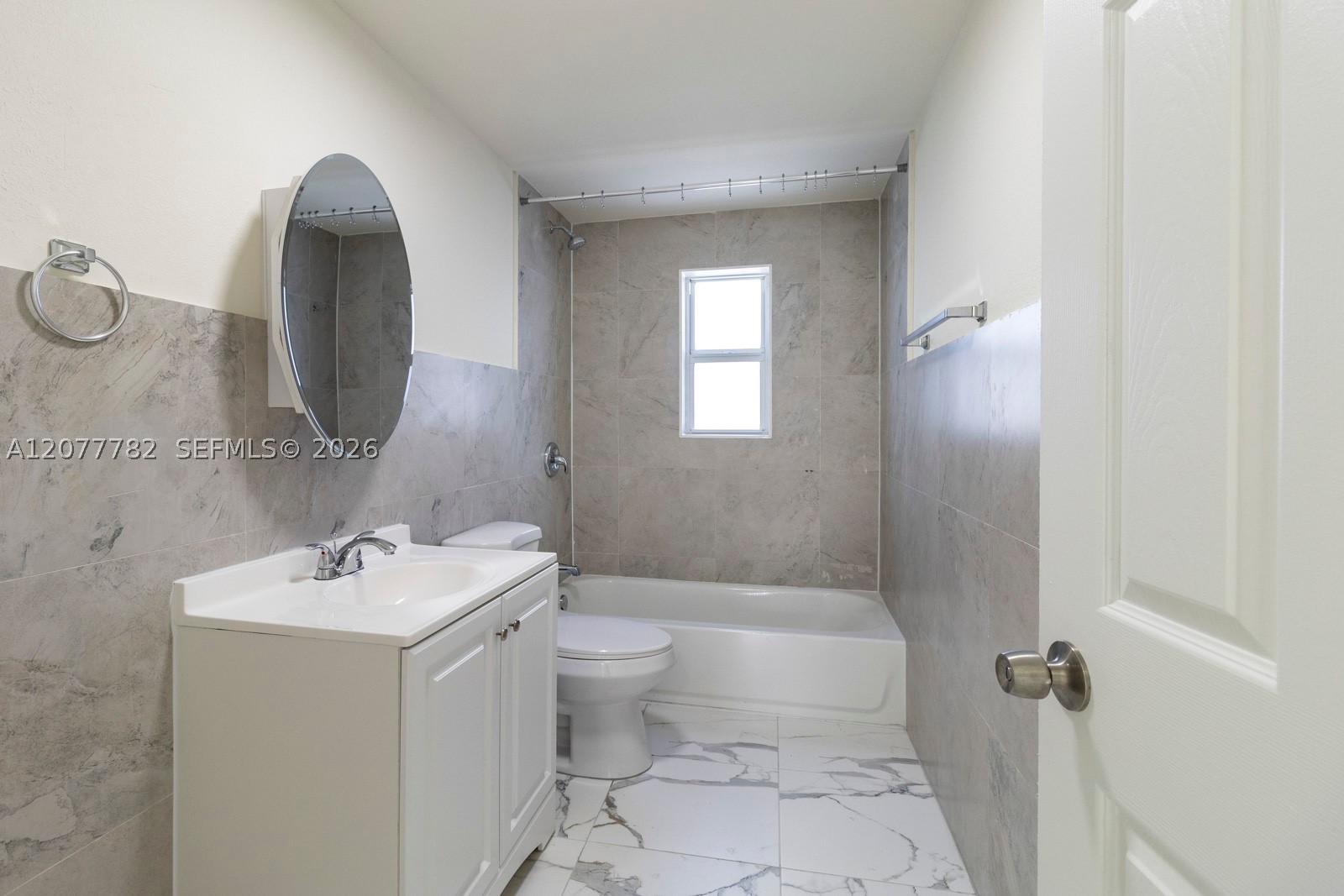 2323 Nw 15th St 2 Property Photo 12