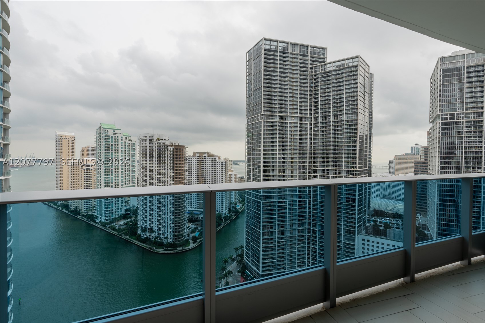 200 Biscayne Boulevard Way 3305 Property Photo 1