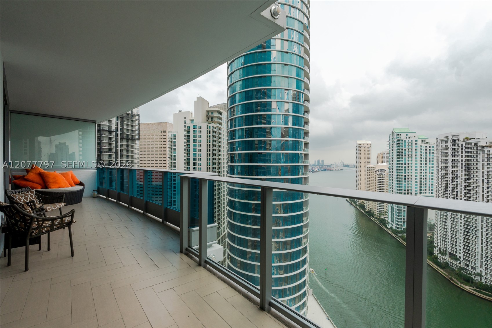 200 Biscayne Boulevard Way 3305 Property Photo 3