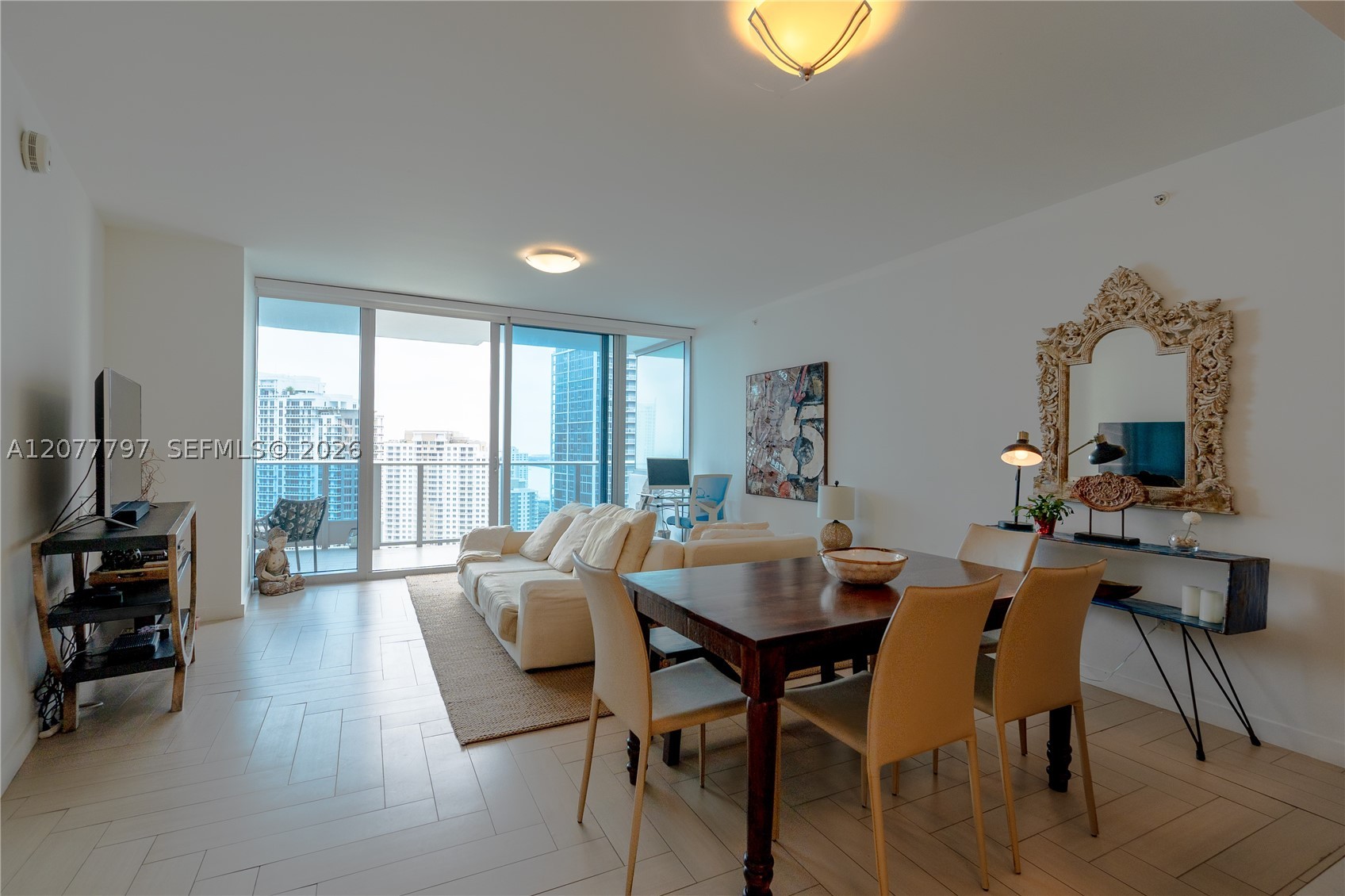 200 Biscayne Boulevard Way 3305 Property Photo 5