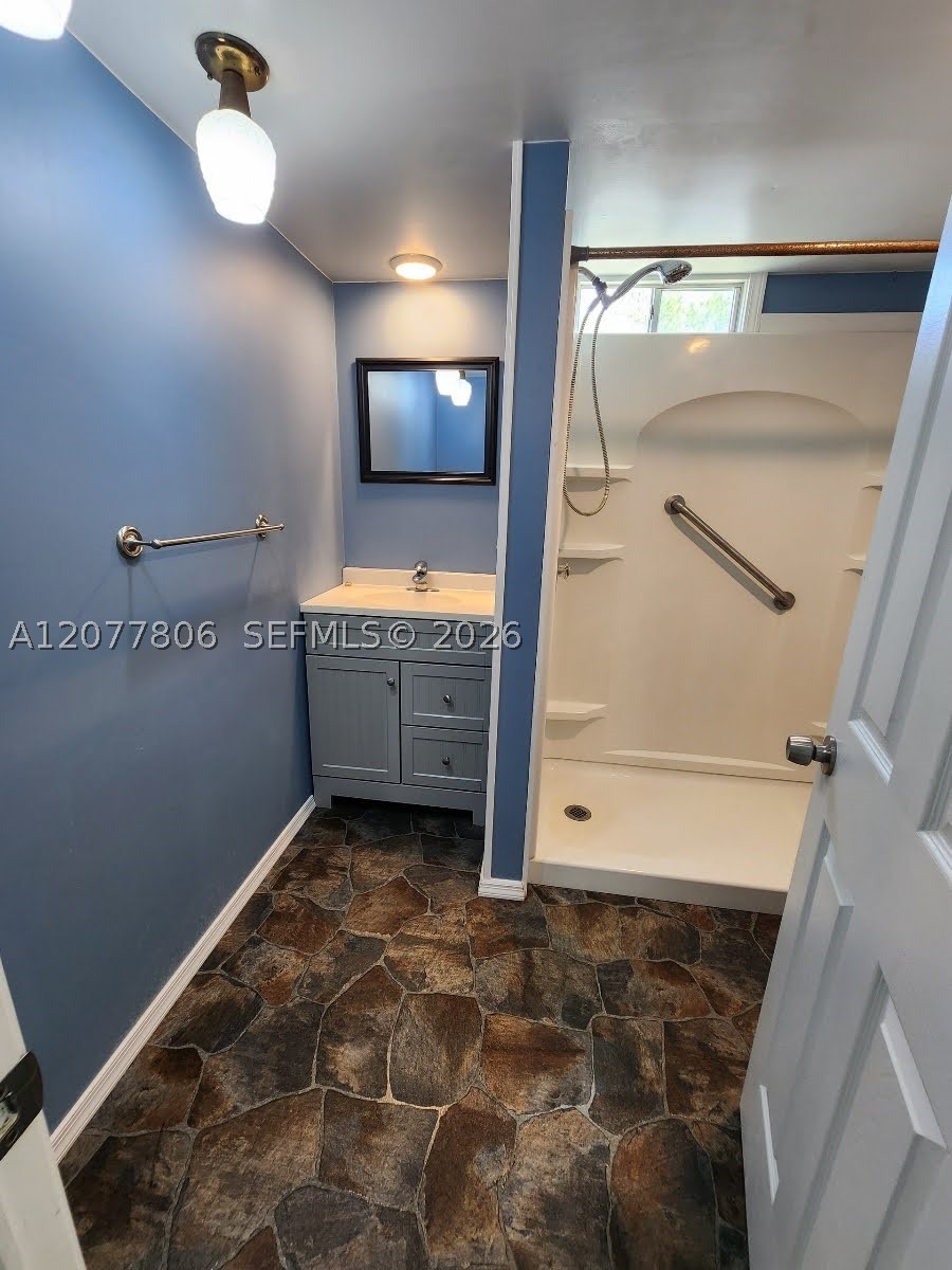 4248 Hibiscus Cir H Property Photo 11