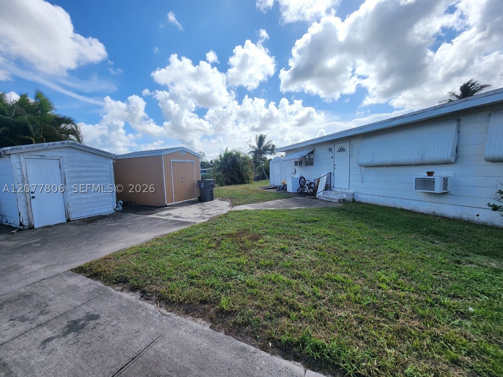 4248 Hibiscus Cir H Property Photo 18