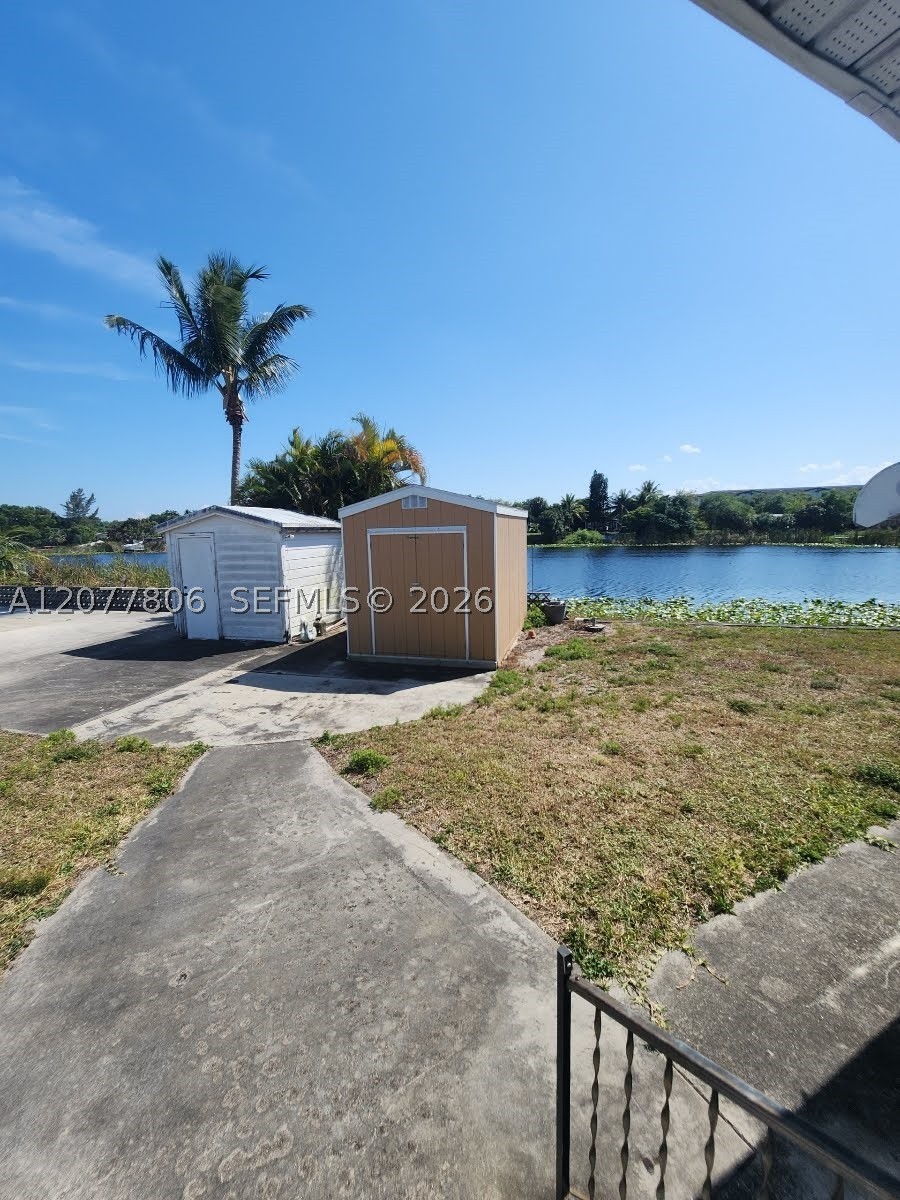 4248 Hibiscus Cir H Property Photo 19