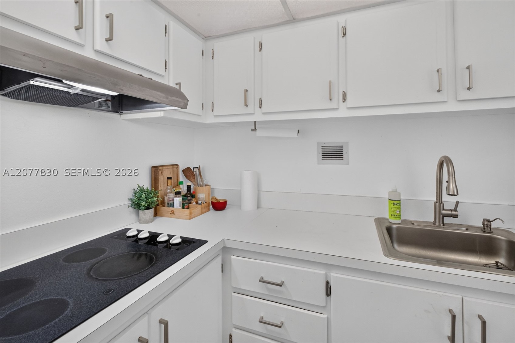 1000 West Ave 509 Property Photo 15