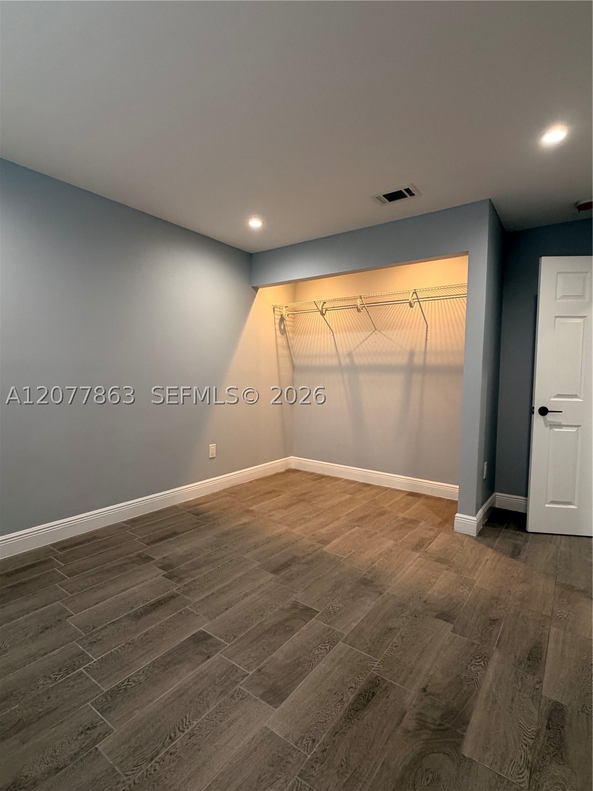 A12077863 Property Photo 5