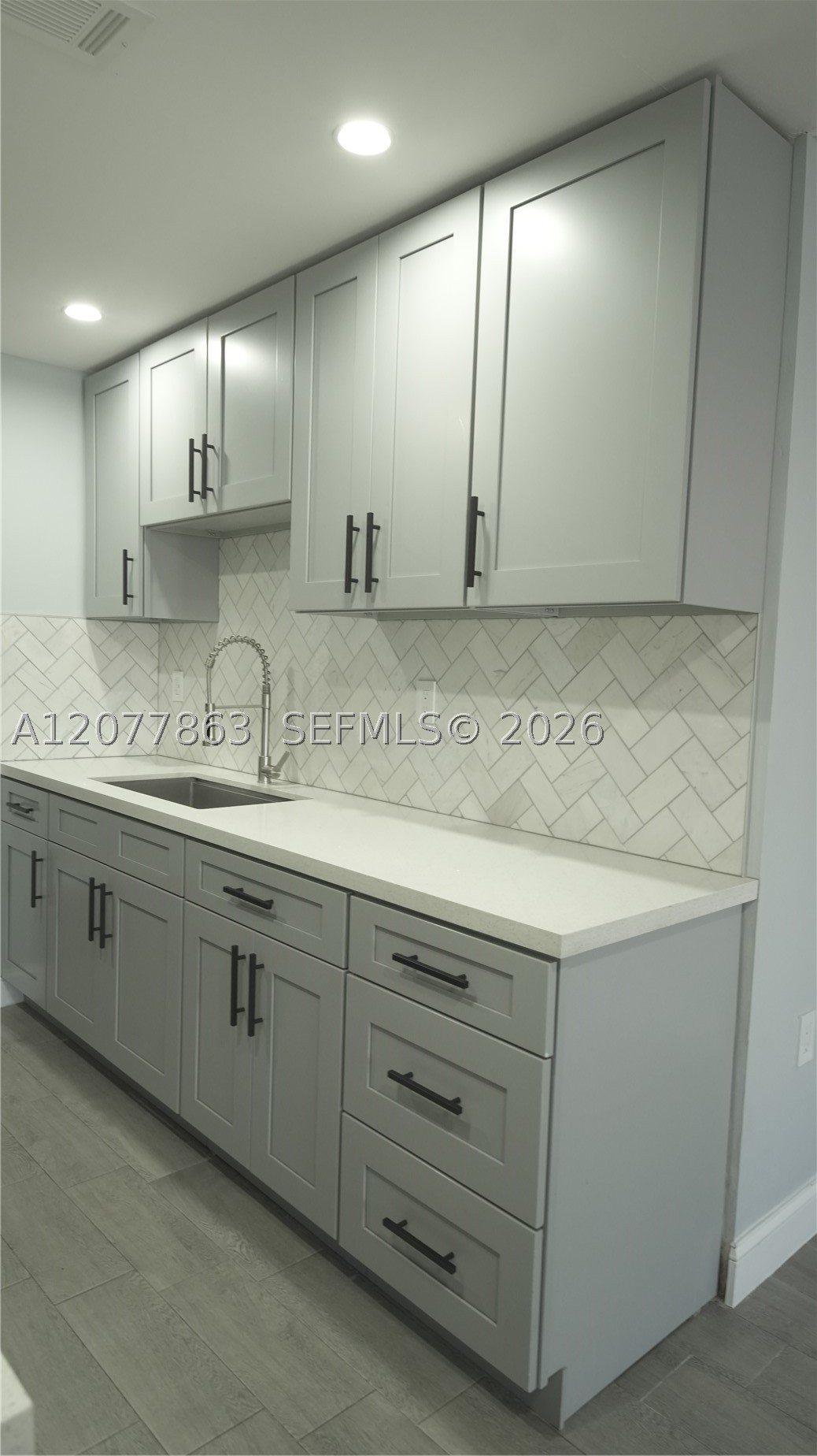 A12077863 Property Photo 7