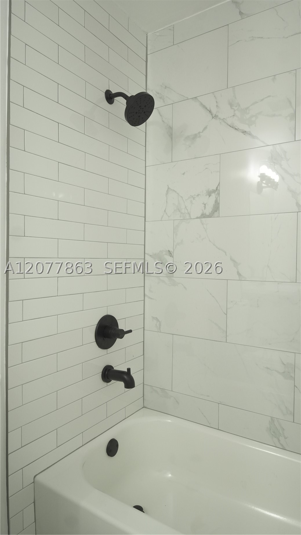 A12077863 Property Photo 14