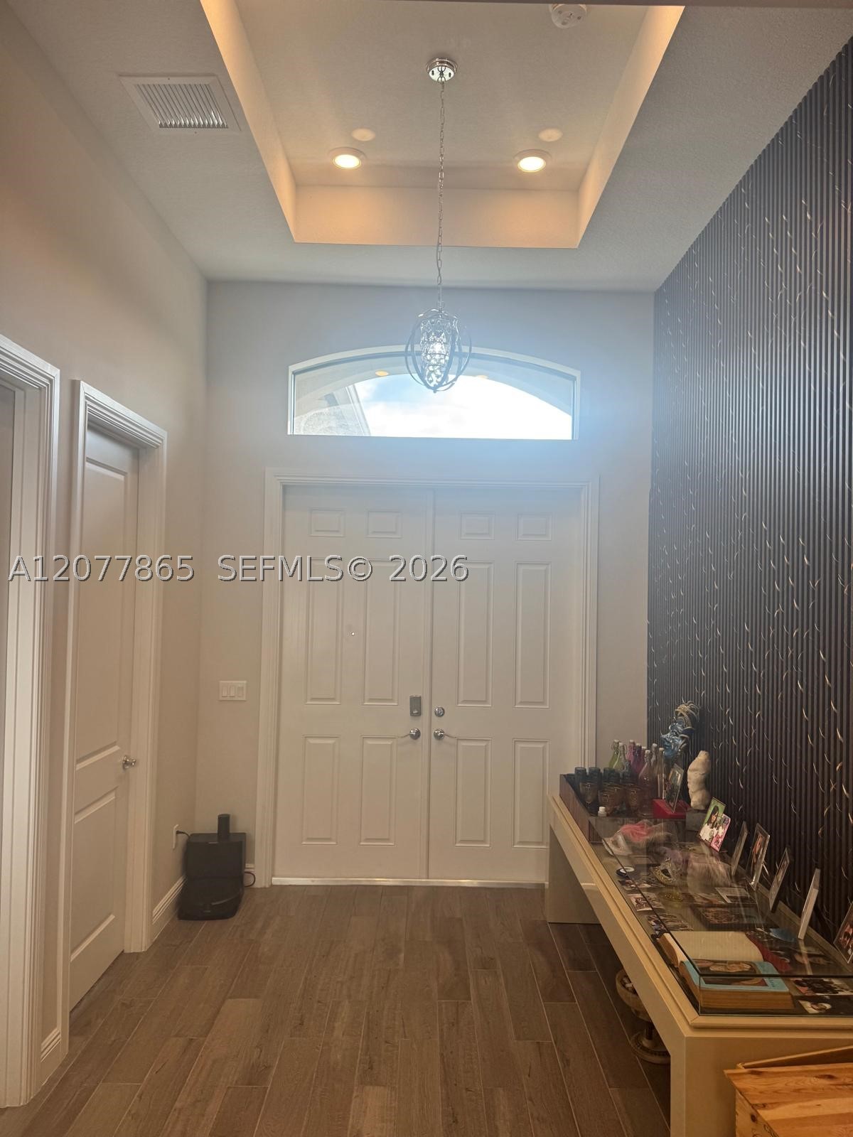 9296 Porto Way Property Photo 10