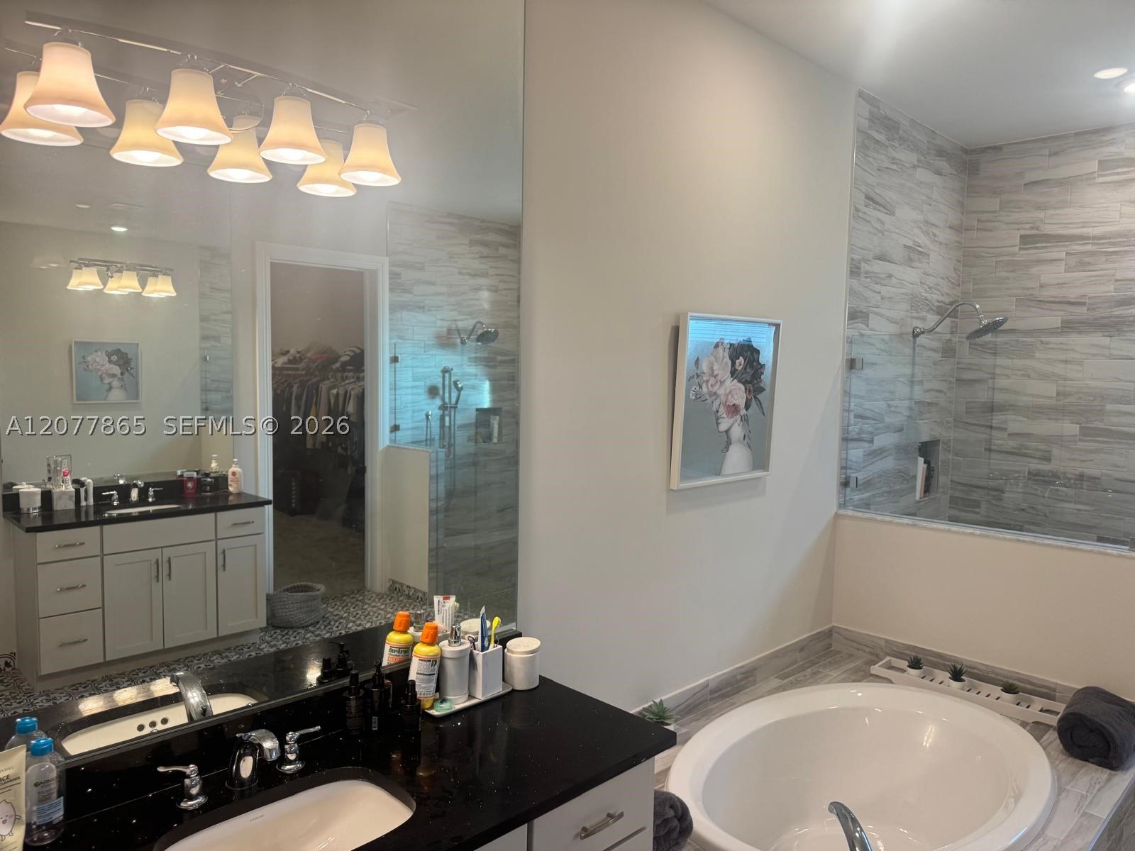 9296 Porto Way Property Photo 44