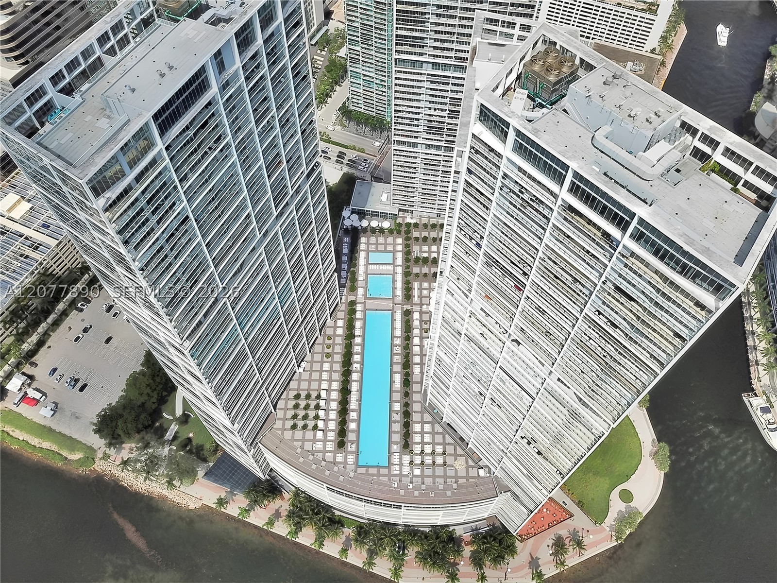 495 Brickell Ave 2707 Property Photo 1