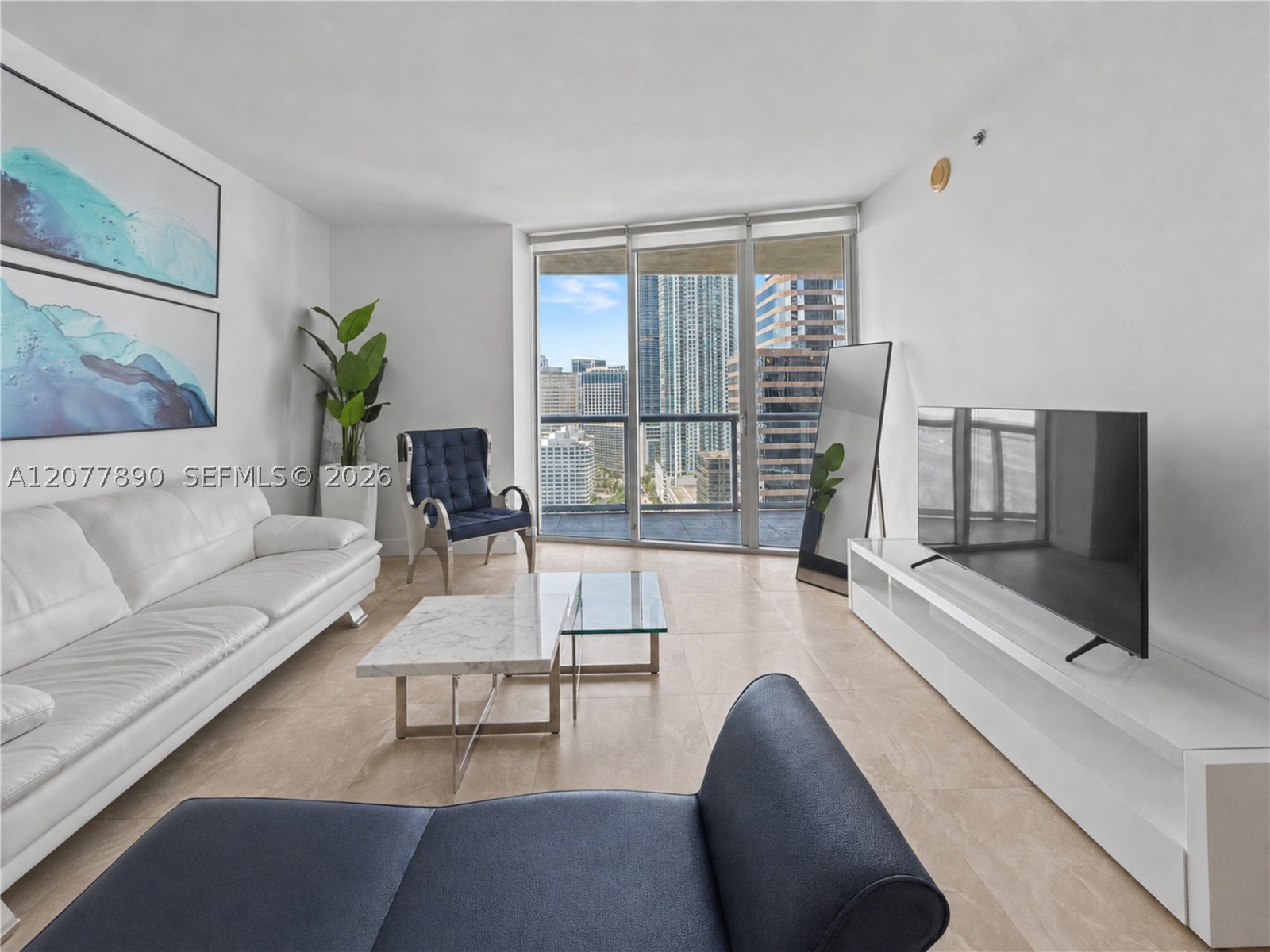 495 Brickell Ave 2707 Property Photo 3