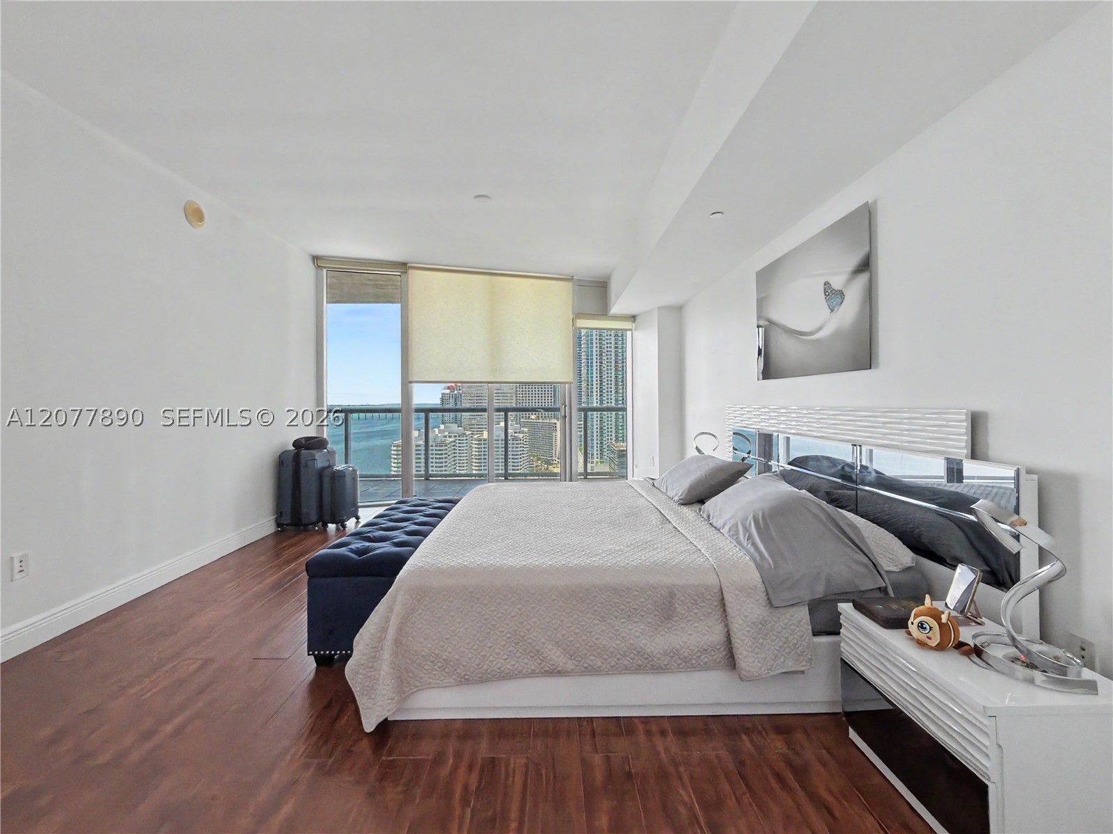 495 Brickell Ave 2707 Property Photo 13