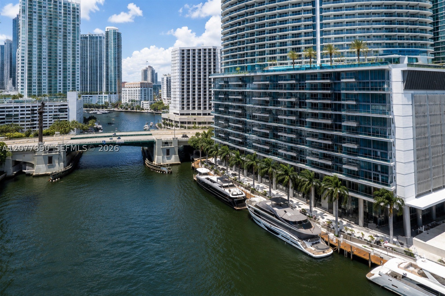 495 Brickell Ave 2707 Property Photo 23