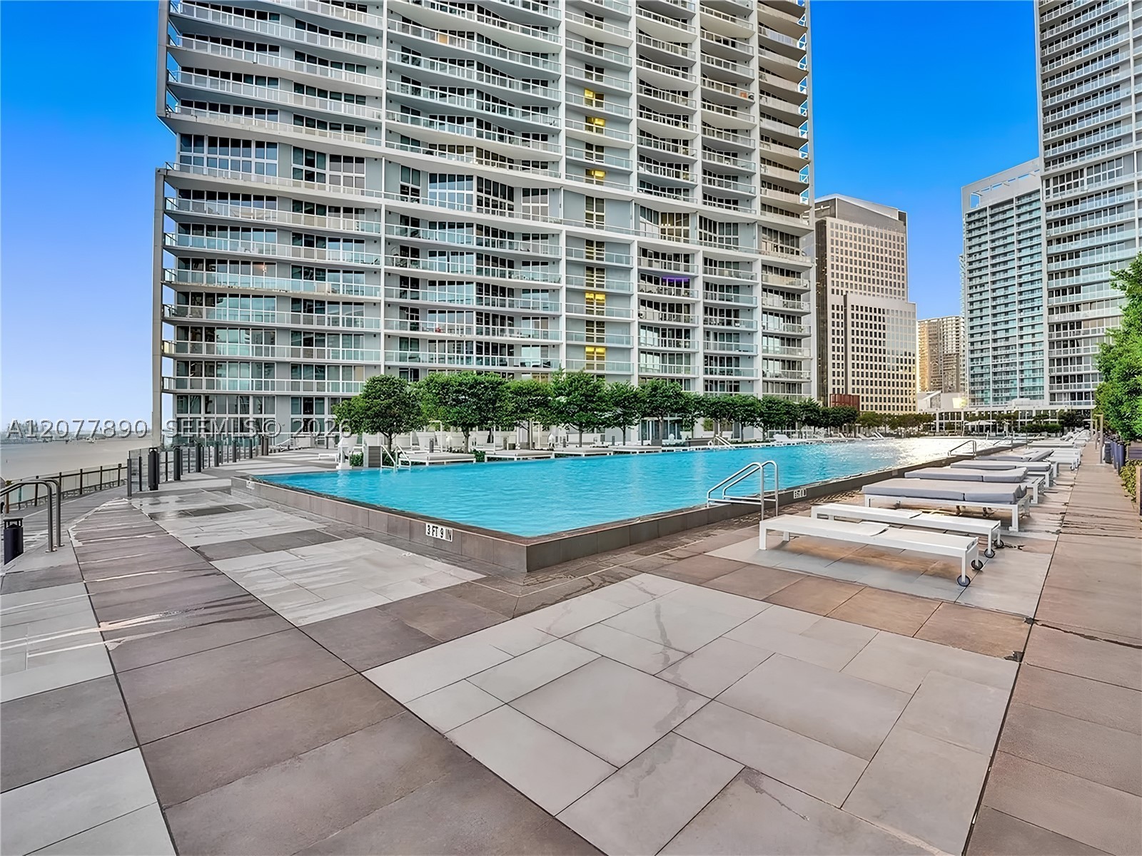 495 Brickell Ave 2707 Property Photo 26