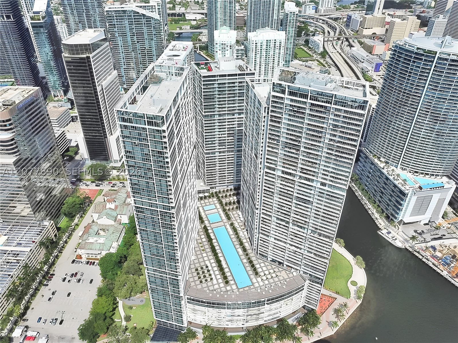 495 Brickell Ave 2707 Property Photo 27