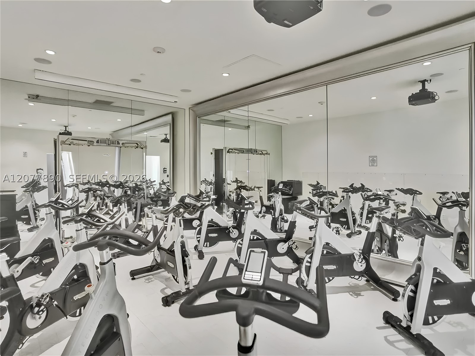 495 Brickell Ave 2707 Property Photo 30