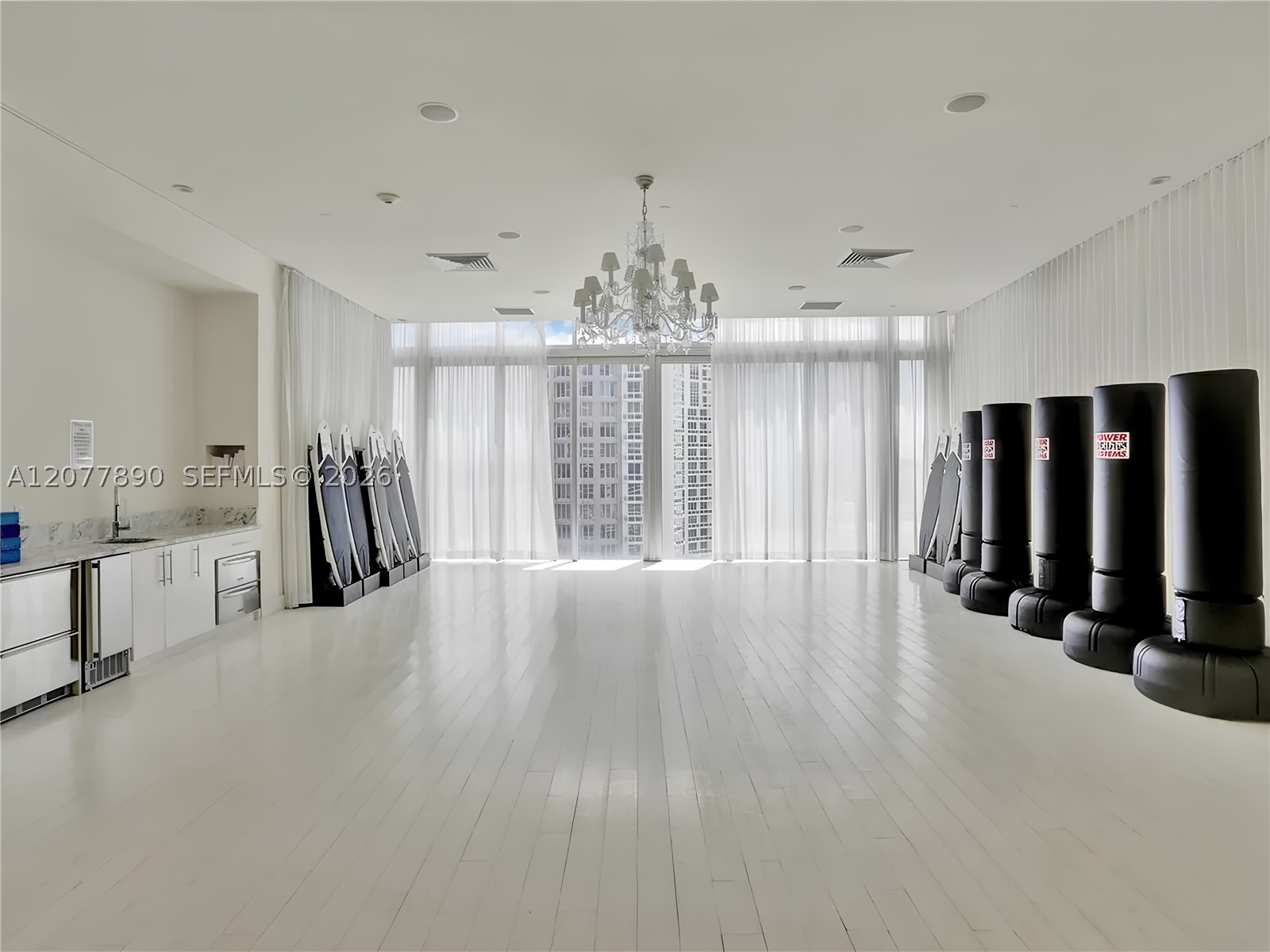 495 Brickell Ave 2707 Property Photo 34
