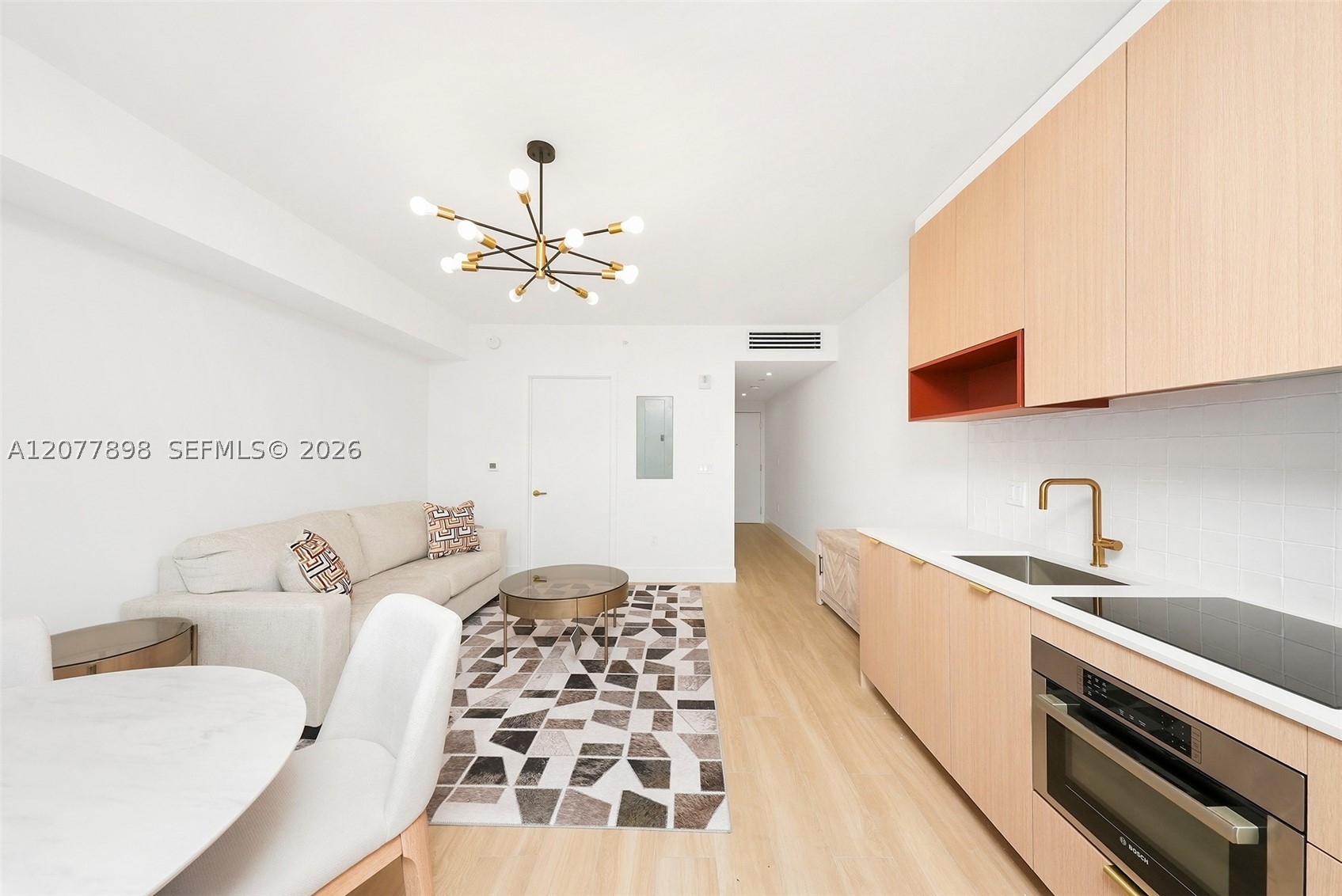 90 Ne 32 1016 Property Photo 4