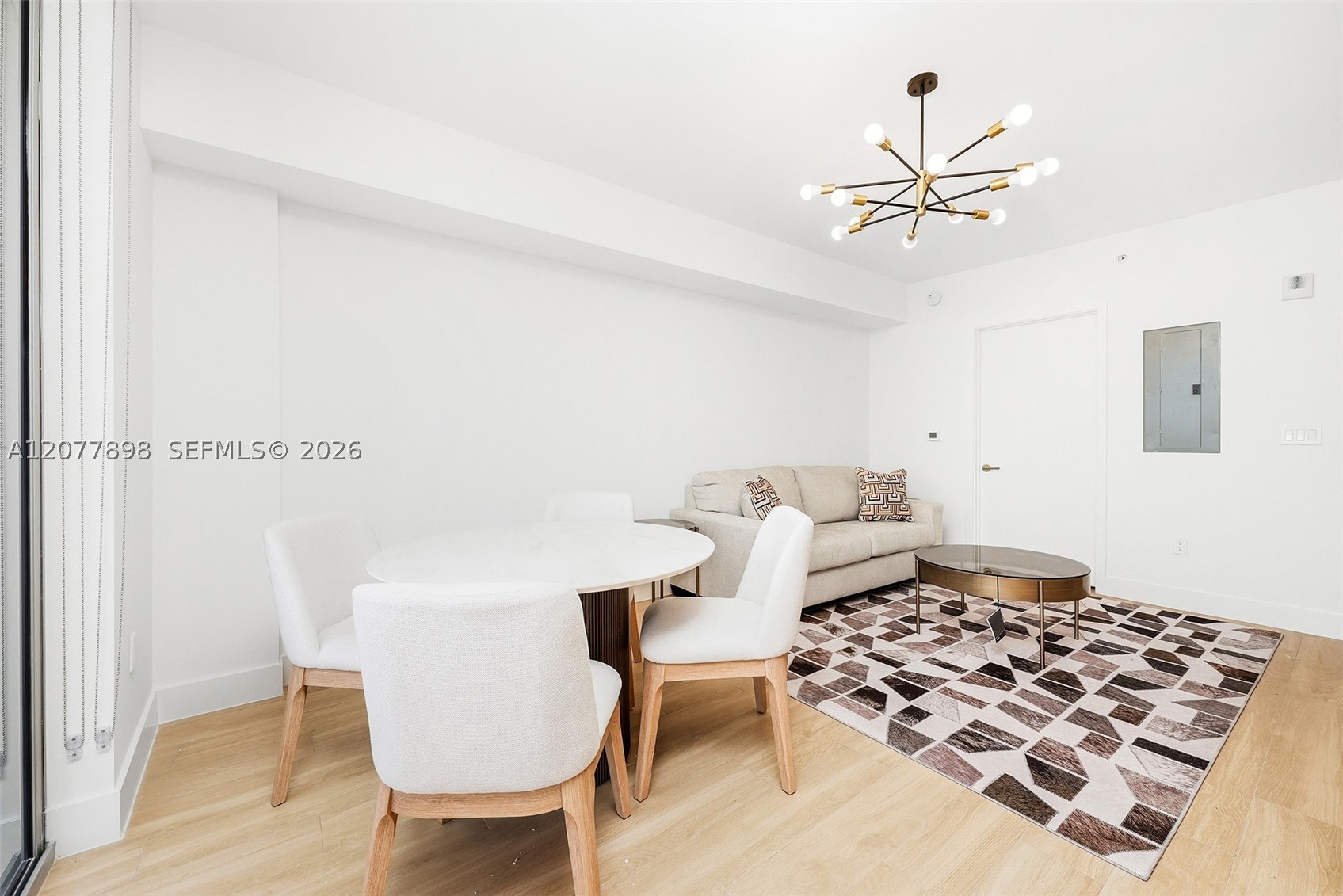 90 Ne 32 1016 Property Photo 5