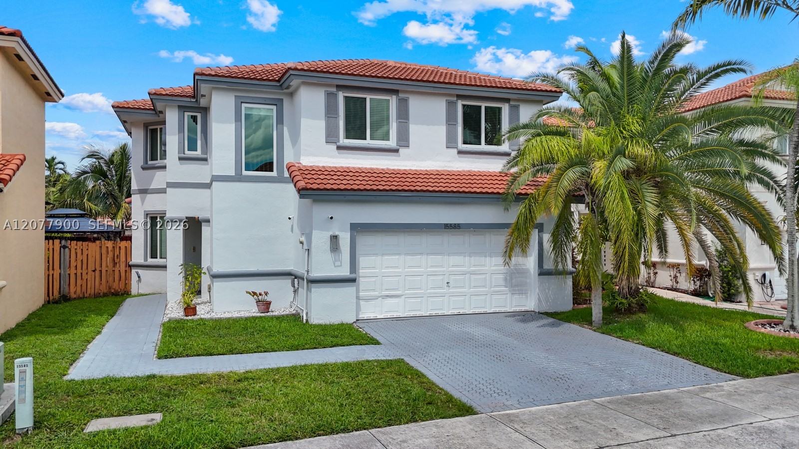 15585 Sw 112th Way Property Photo 1