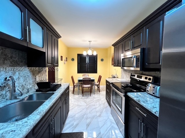 3800 Hillcrest Dr 412 Property Photo 6