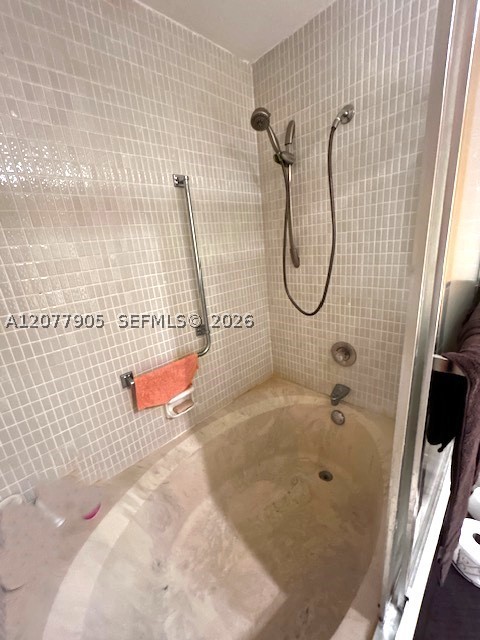 3800 Hillcrest Dr 412 Property Photo 39