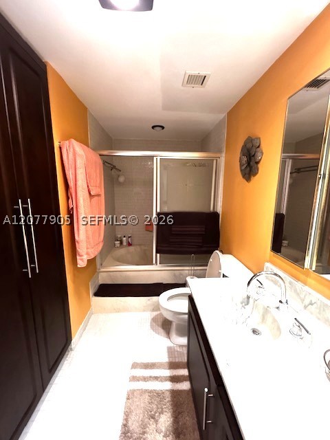 3800 Hillcrest Dr 412 Property Photo 41