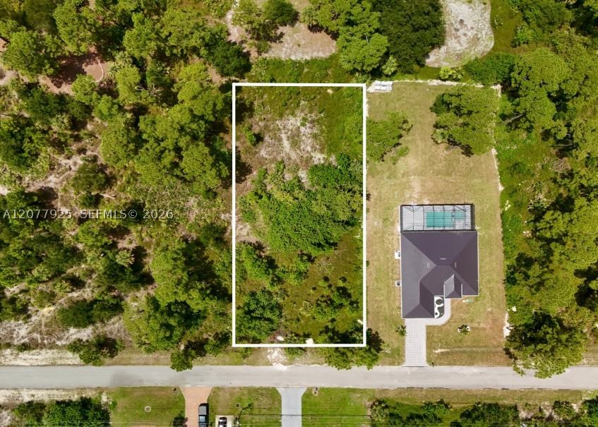 811 Edison Ave Property Photo 1