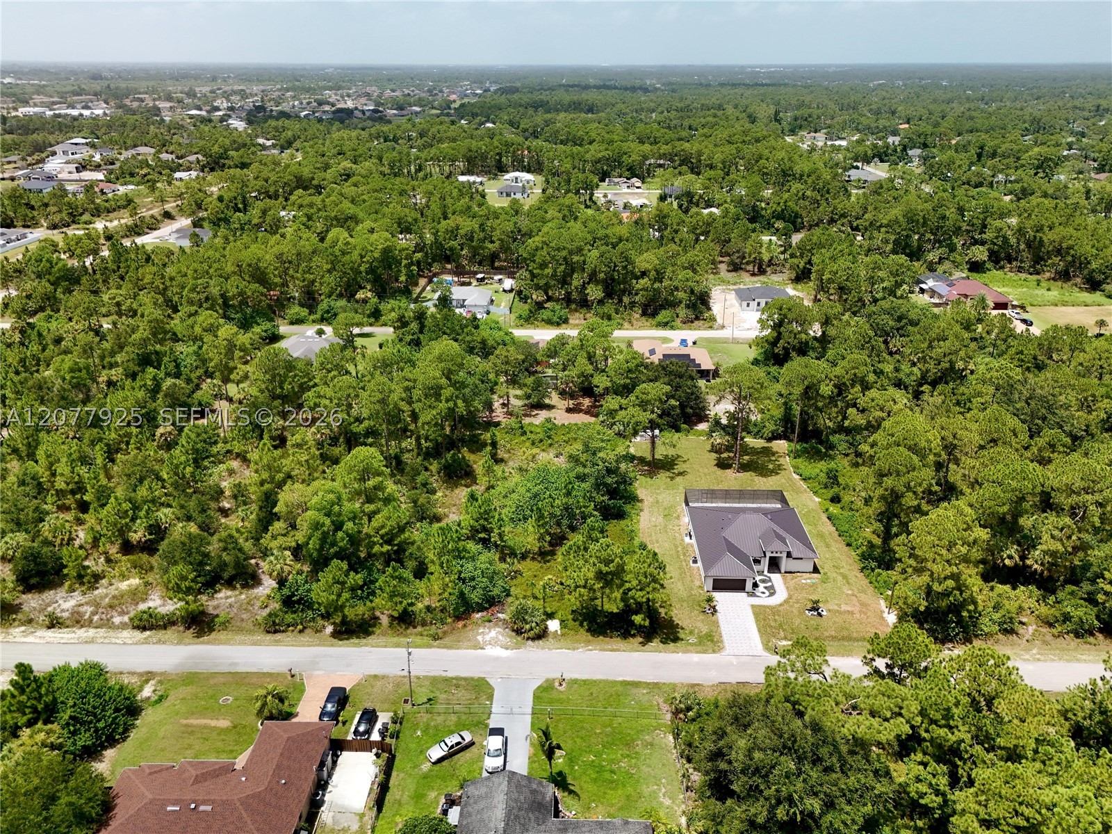 811 Edison Ave Property Photo 38