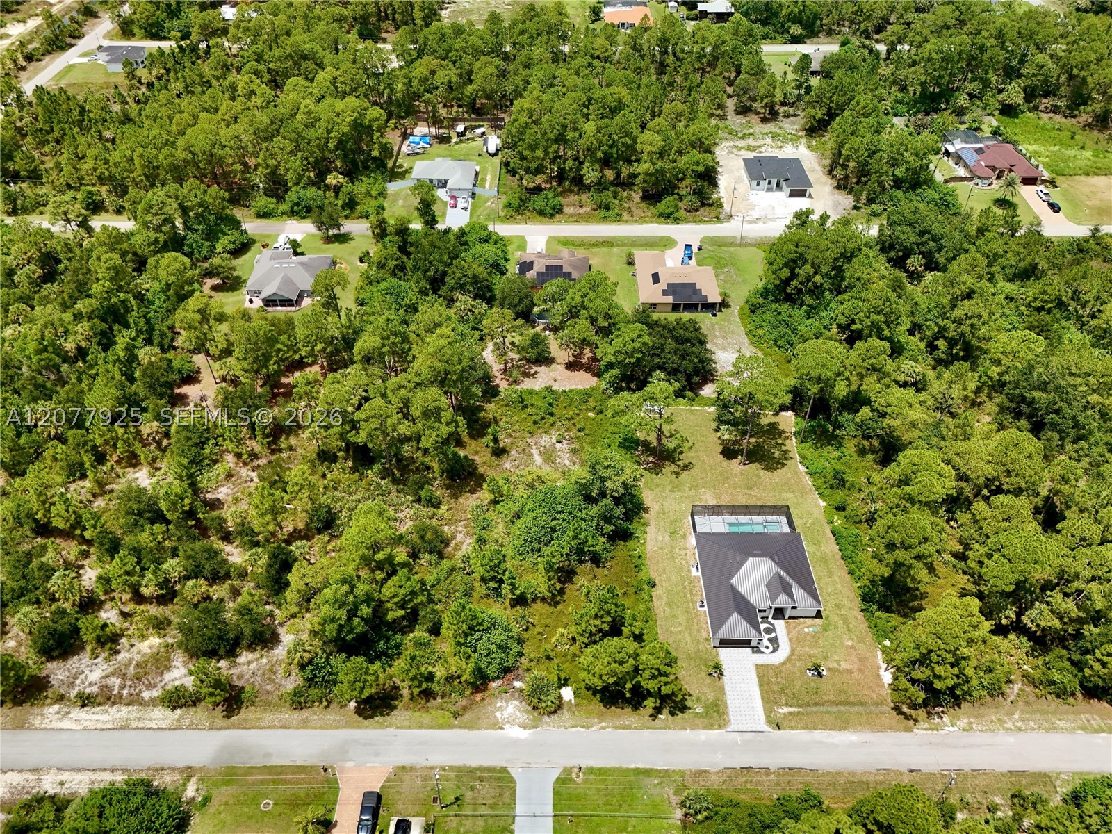 811 Edison Ave Property Photo 49