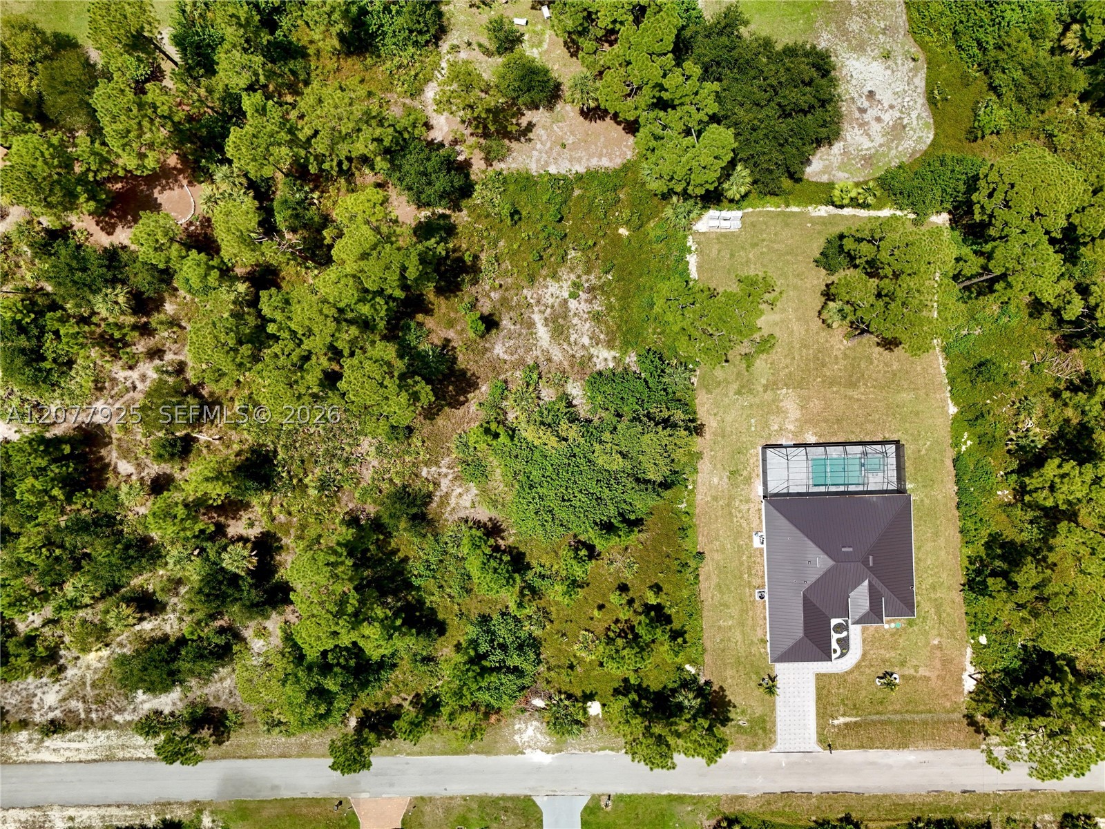 811 Edison Ave Property Photo 52