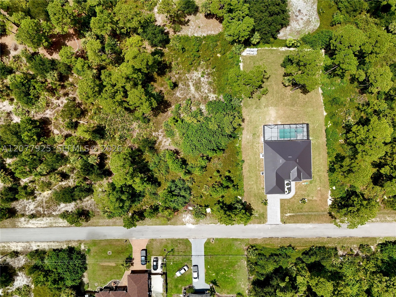 811 Edison Ave Property Photo 61
